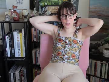 latina cam girl ellynaomi image #2637177