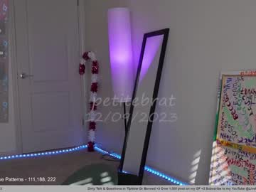 latina cam girl petitebrat image #3902481