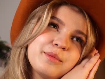 latina cam girl aryanalarsen image #3365144