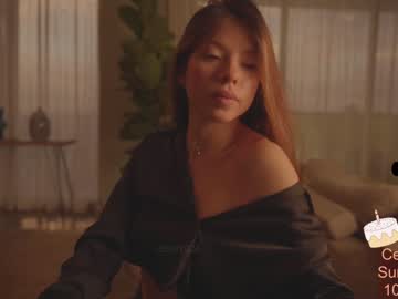 latina cam girl emma_lu1 image #4577683