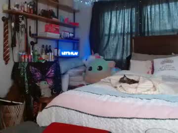 latina cam girl sultrysnow69 image #2647544