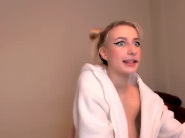 latina cam girl _elisfox image #844293
