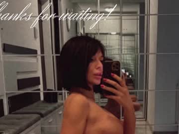 latina cam girl ingridblondy94 image #2777497