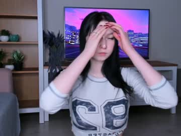 latina cam girl elwynaheathman image #4514707