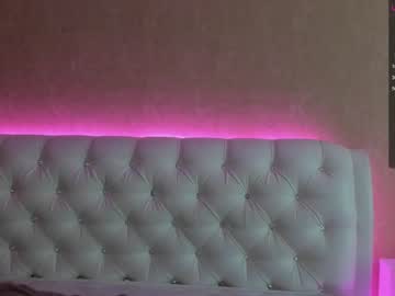 latina cam girl maaarynip image #1183809