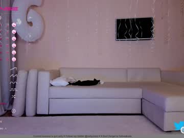 latina cam girl hollyextra image #2442592