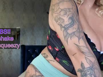 latina cam girl elliy_coy image #3178427
