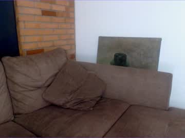 latina cam girl loonyko image #4063235