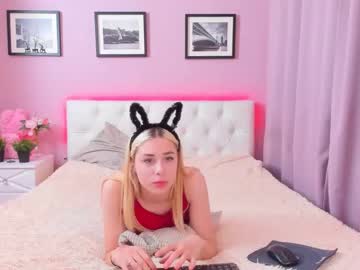 latina cam girl mayla_collen image #1211128