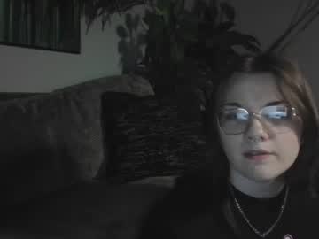 latina cam man lustfullives image #3957714