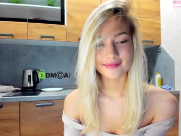 latina cam girl crazzy_cherry image #3090166