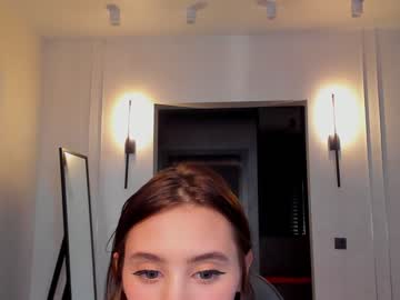 latina cam girl angella_kleee image #3618174