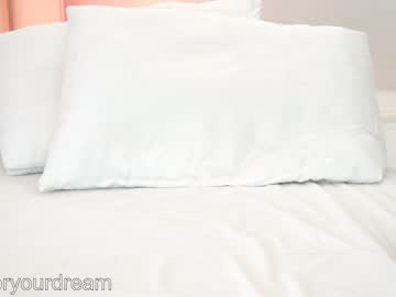 latina cam girl dovia image #2868634