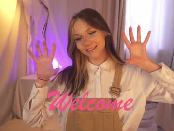 latina cam girl kateuwugirl image #3733772