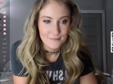latina cam girl sultrysnow69 image #3398785