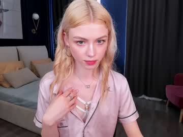 latina cam girl elizabethmad image #3117545