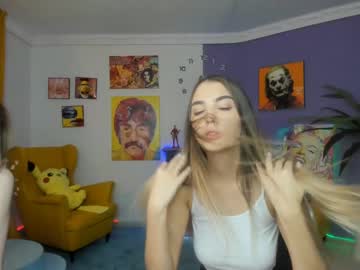 latina cam girl amelia__williams image #260612