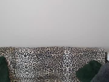 latina cam girl emerald_kittycat image #2559594