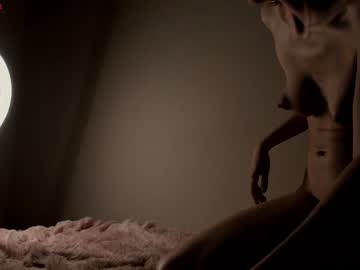 latina cam couple pekadark image #2051360