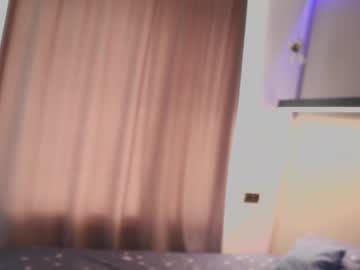 latina cam girl angella_kleee image #2914990