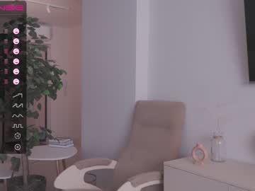 latina cam girl oki_dokie image #3197150