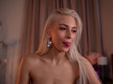 latina cam girl peach_me image #123840