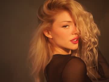 latina cam girl bunnylia__ image #3187867