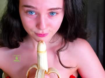 latina cam girl demurelixir image #2600297