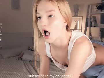 latina cam girl _annybunny_ image #4728161