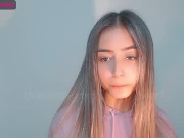 latina cam girl gummy_bear7 image #902114