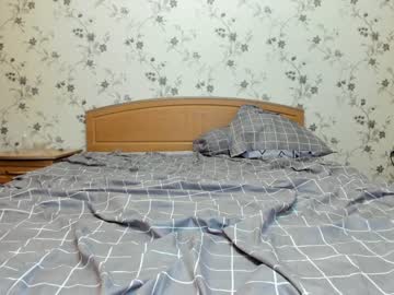 latina cam couple mia_lil image #739703