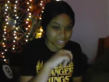 latina cam girl clichshay image #4011989