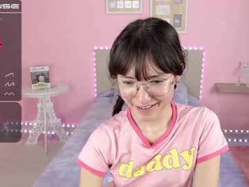 latina cam girl little_effy18 image #634614