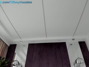 latina cam girl tiffanyhouston_ image #4235307