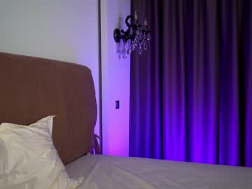 latina cam girl gold_blond image #3628220