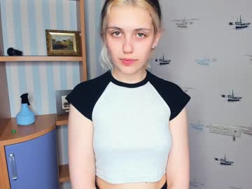 latina cam girl sun_like_hugs image #2943427