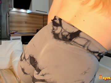 latina cam girl scarlettstein image #3692136