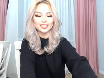 latina cam girl bae_suz image #99816