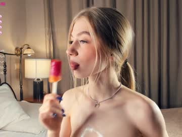 latina cam girl kateharrise image #3259463