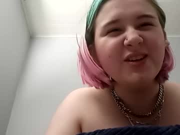 latina cam girl kennydollxo image #1816343