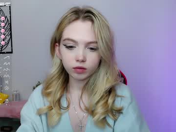latina cam girl small_blondee image #2542065