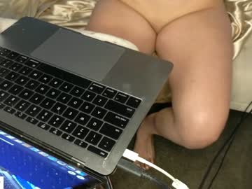 latina cam girl _natycutei19 image #3305695