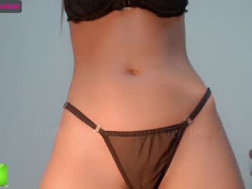 latina cam girl gummy_bear7 image #563435