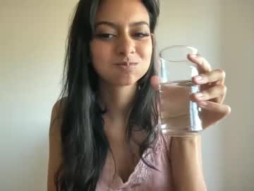 latina cam girl mayahepburn image #2060536