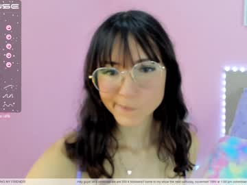 latina cam girl little_effy18 image #2070410