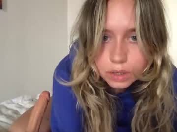 latina cam girl hotroommate6969 image #3687534