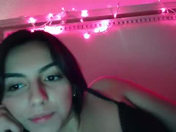 latina cam girl genesismoselle image #2962982