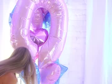 latina cam girl eva_fashionista image #3541147