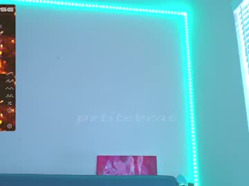 latina cam girl petitebrat image #2045642