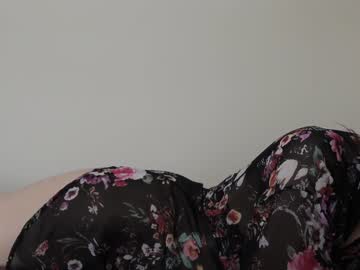 latina cam girl ellynaomi image #2594544
